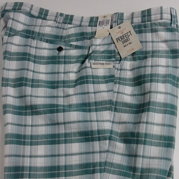 NWT Dockers plaid shorts Men's size 50 - Picture 2 of 7